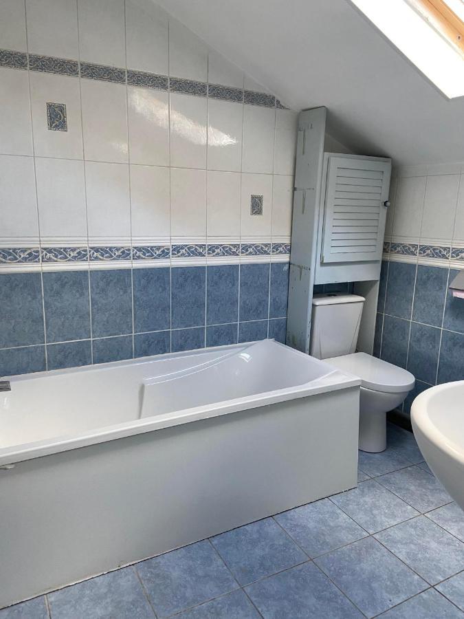 Maison Au Calme A L'Oree Du Bois. Acces A13-A14 Orgeval (Yvelines) Exterior foto